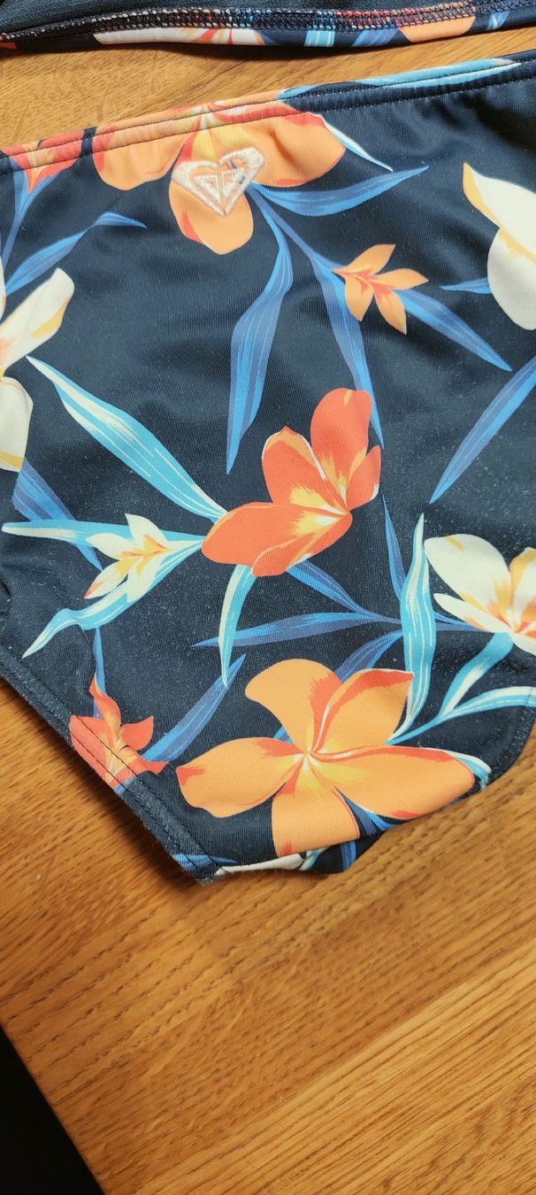 Roxy Costumi da bagno & Bikini: Roxy Girl Bikini, Gr. 12, Blumendesign – Usato da Effretikon venduto da jeb_l9k5 2