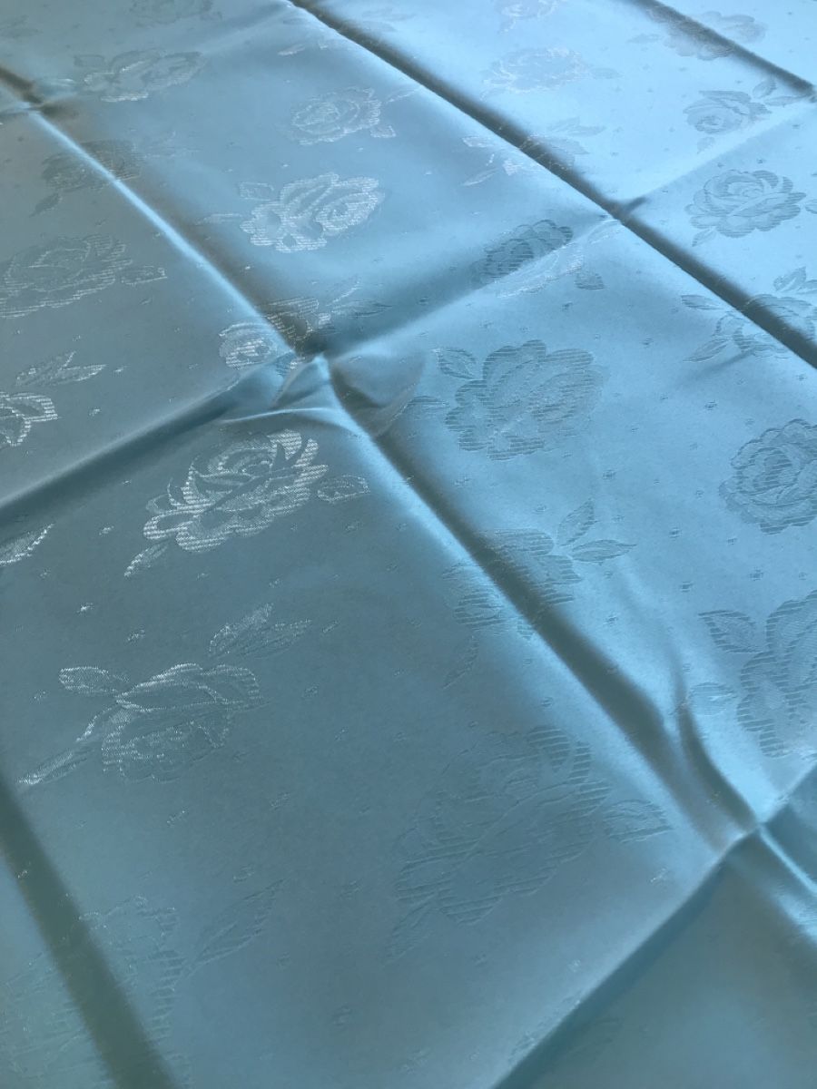 Altra biancheria da tavola: Tischdecke, hellgrün mit Rosenmuster, Neu – Nuovo e nell'imballaggio originale da Dübendorf venduto da nela123 2