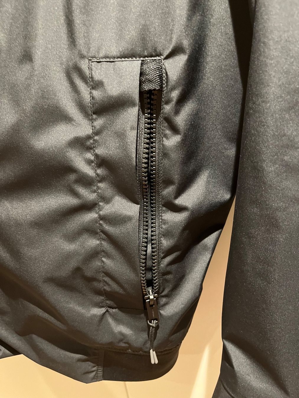 Strellson Jacken: Strellson Jacke Schwarz wie neu – Gebraucht aus Schneisingen von elsi33 2