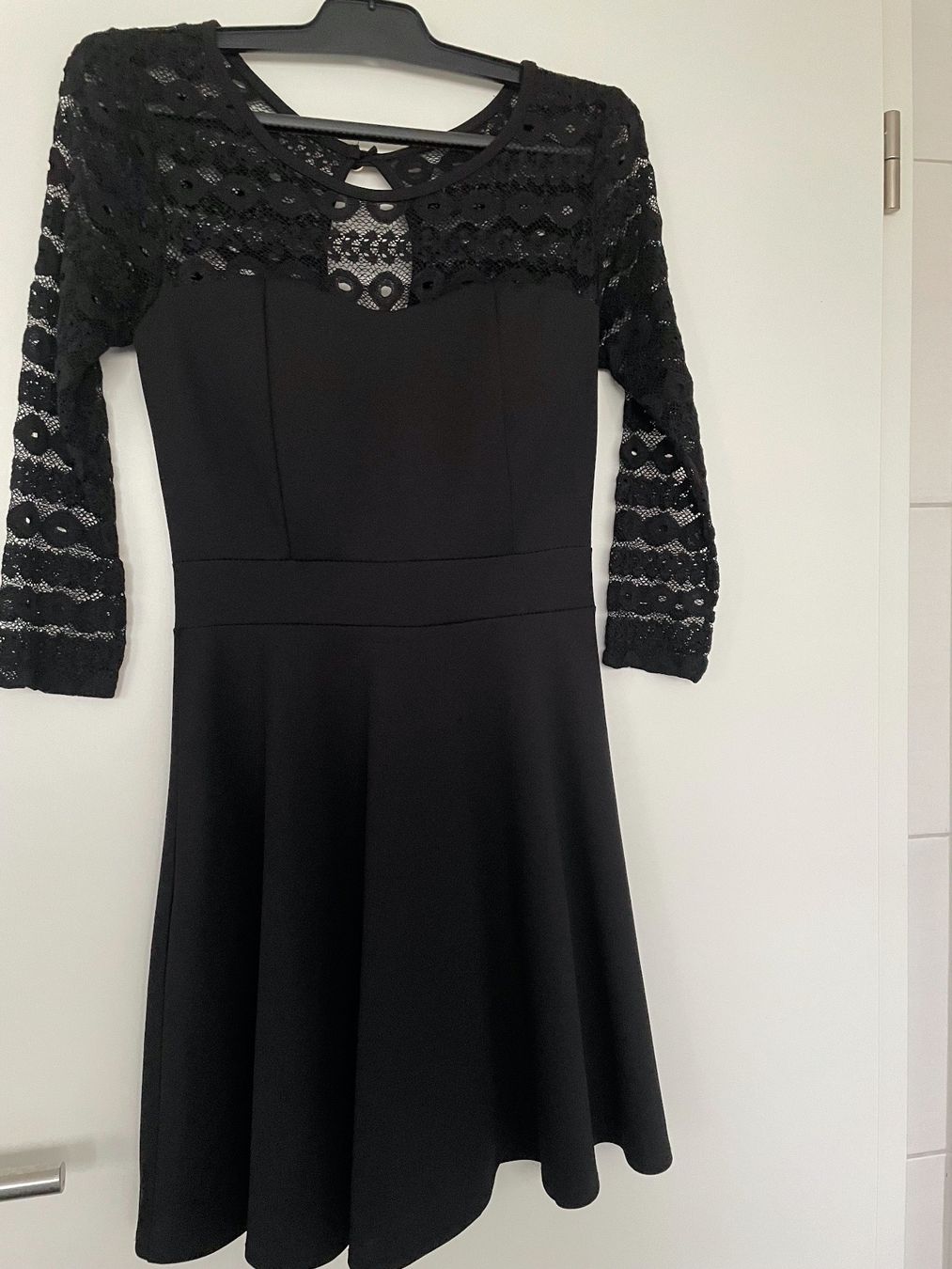 Robes: Abendkleid Grösse S – Neuf (Voir description) à Langenthal par sonne_00