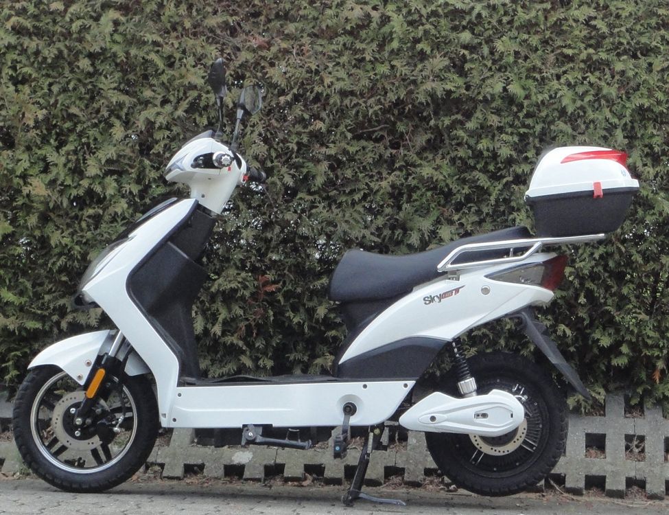 Sky GT - Elektroroller 25 km/h – fahrbar ohne Führerschein (Gebraucht ...