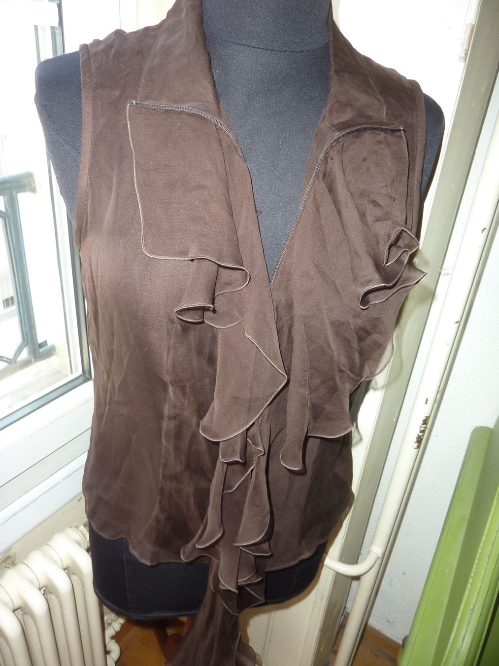 Salvatore Ferragamo Tops: blouse 42 FERRAGAMO marron seide régulateur température – Gebraucht aus geneve von chriztel