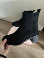 Schwarze Stiefeletten, Grösse 39, Herbst-Look, NEU