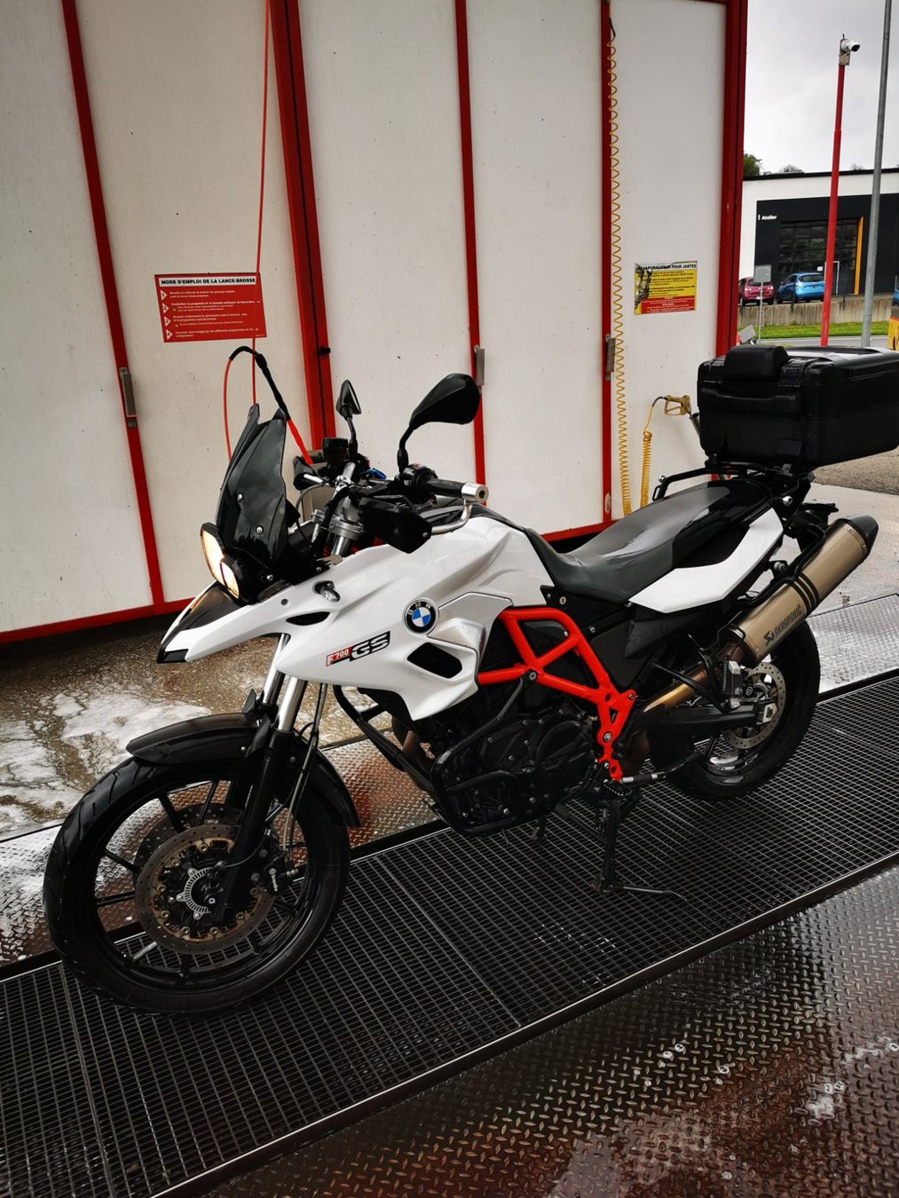 BMW Enduro: 2016 BMW F700 GS enduro – Usato da  venduto da  1