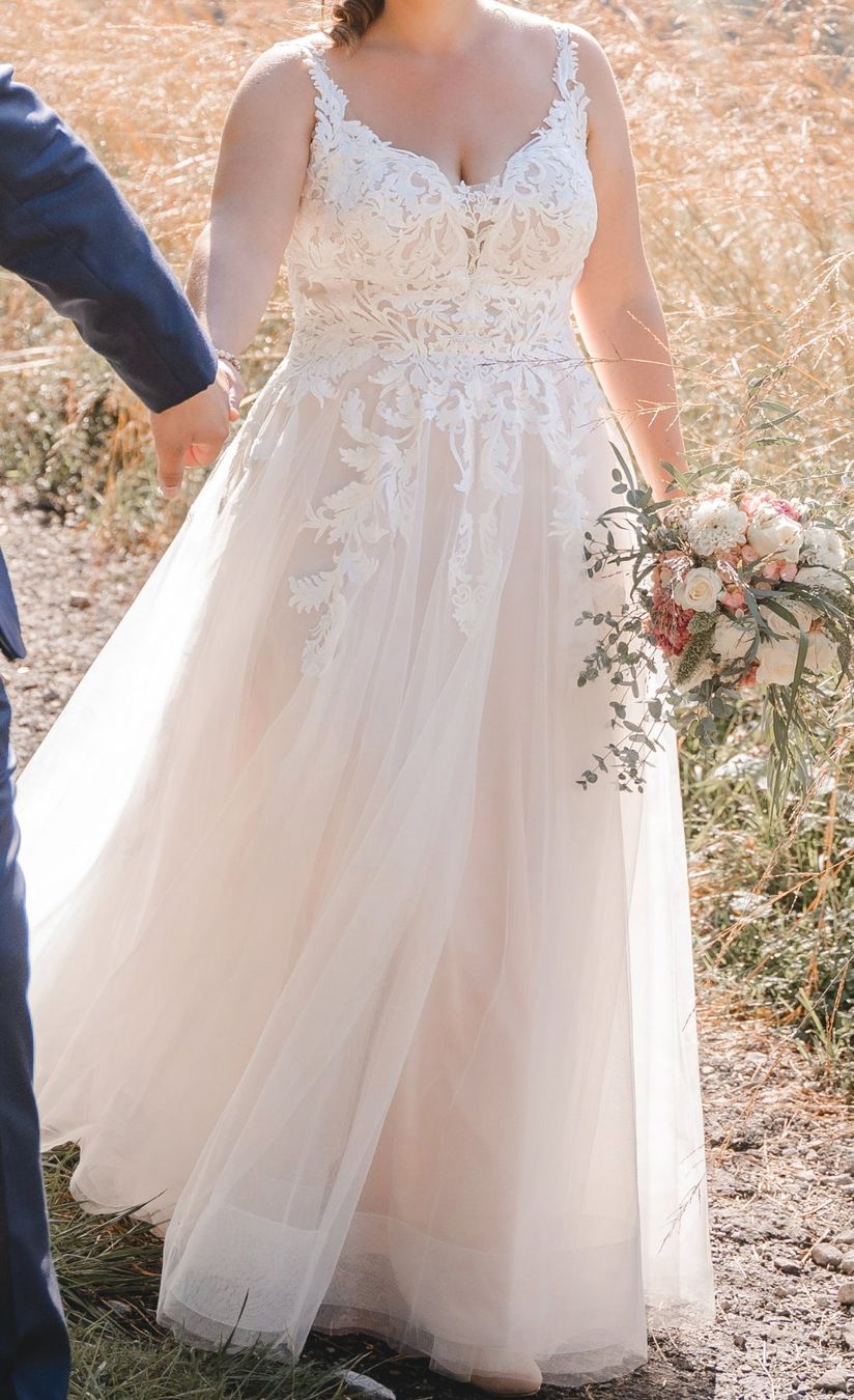 Vestiti: Secondhand Brautkleid von Stella York, Grösse 44 – Usato da Brunnen venduto da Herzig-Brautmode
