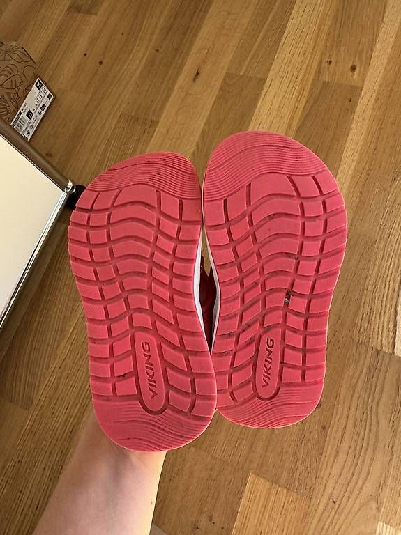Schuhe für Jungen: Viking Sandalen Gr. 23 – Gebraucht aus Zürich von LovieDovie 1