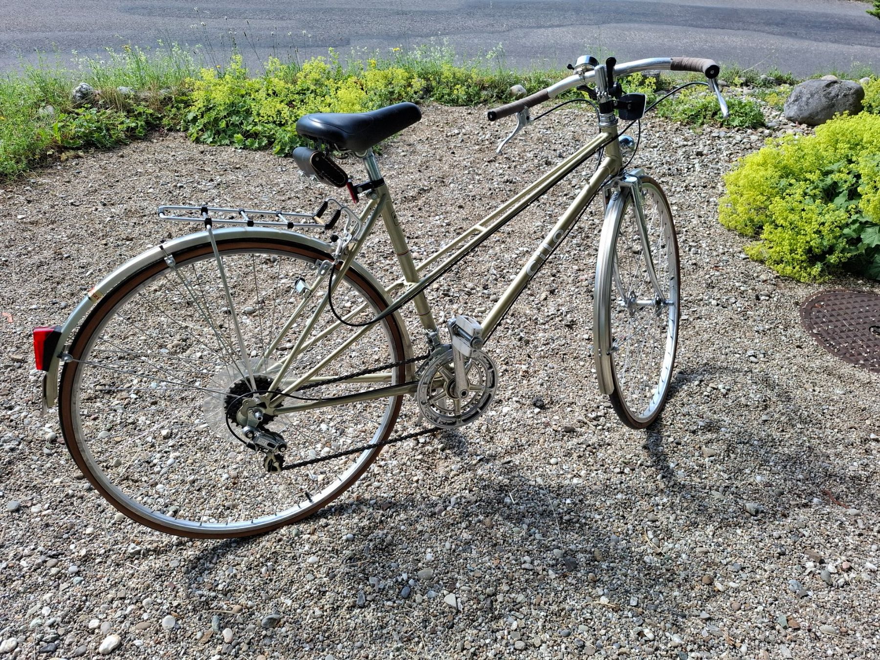Cilo Vélos: Damenhalbrenner Cilo 6 Gänge – Défectueux à Rüedisbach par Casimir22