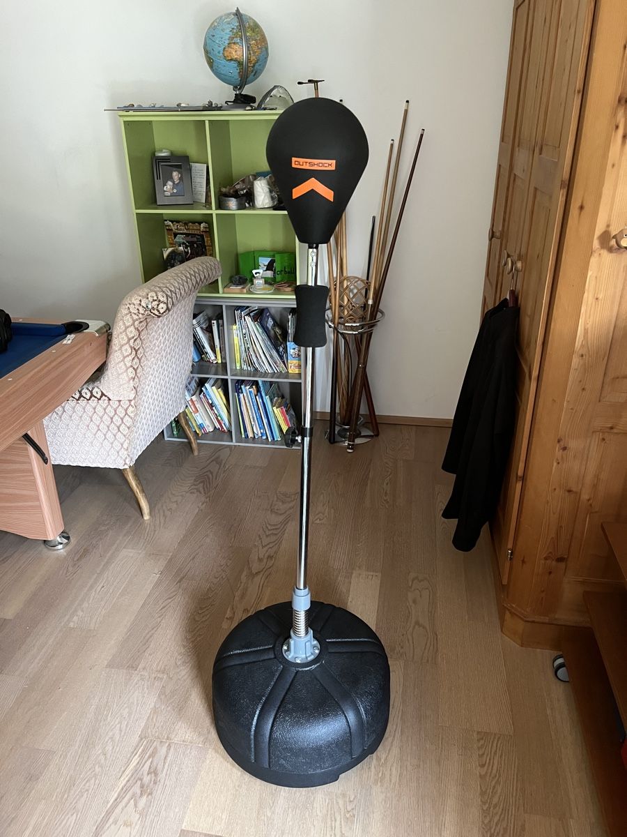 Sacchi da boxe: Outshock Punching Ball – Usato da Küblis venduto da kimimathis