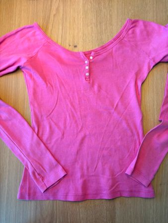 brandy mellville pink t-shirt one size