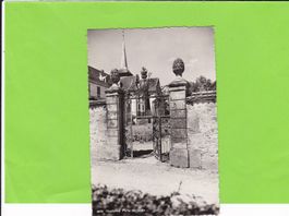Hauterive. Porte du jardin