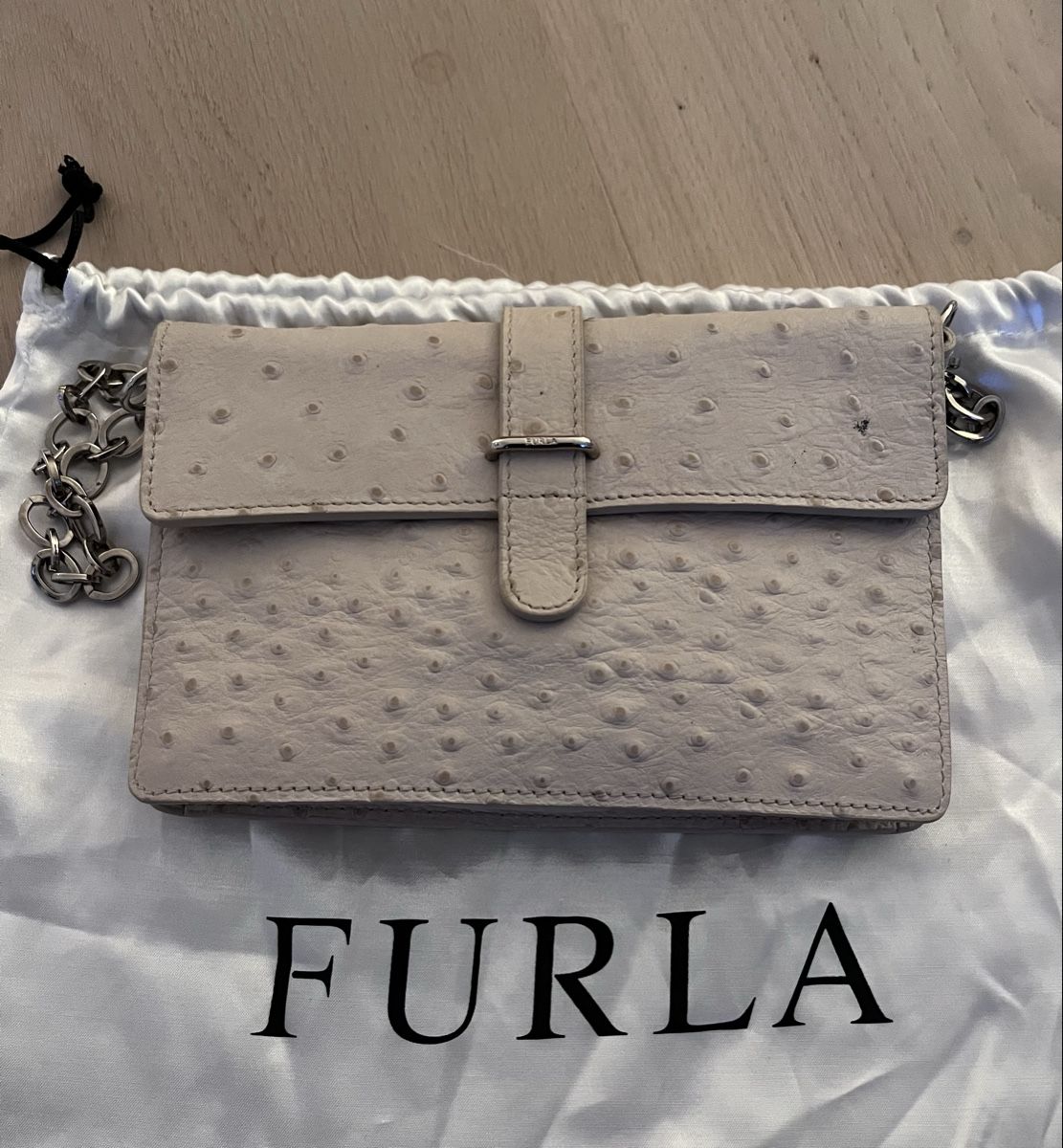 Furla Taschen für Damen: Furla Tasche aus Straussenleder – Gebraucht aus Pfäffikon SZ von humming-bird