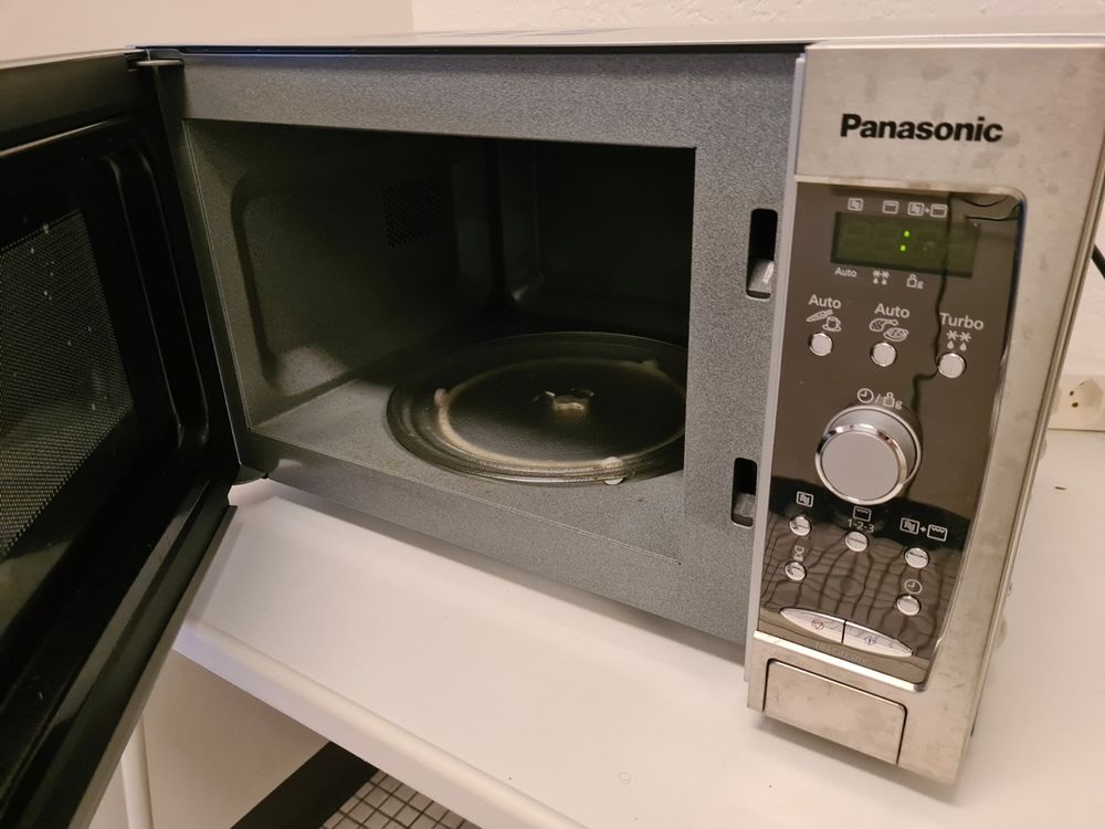 Panasonic Mikrowelle Inverter Grill