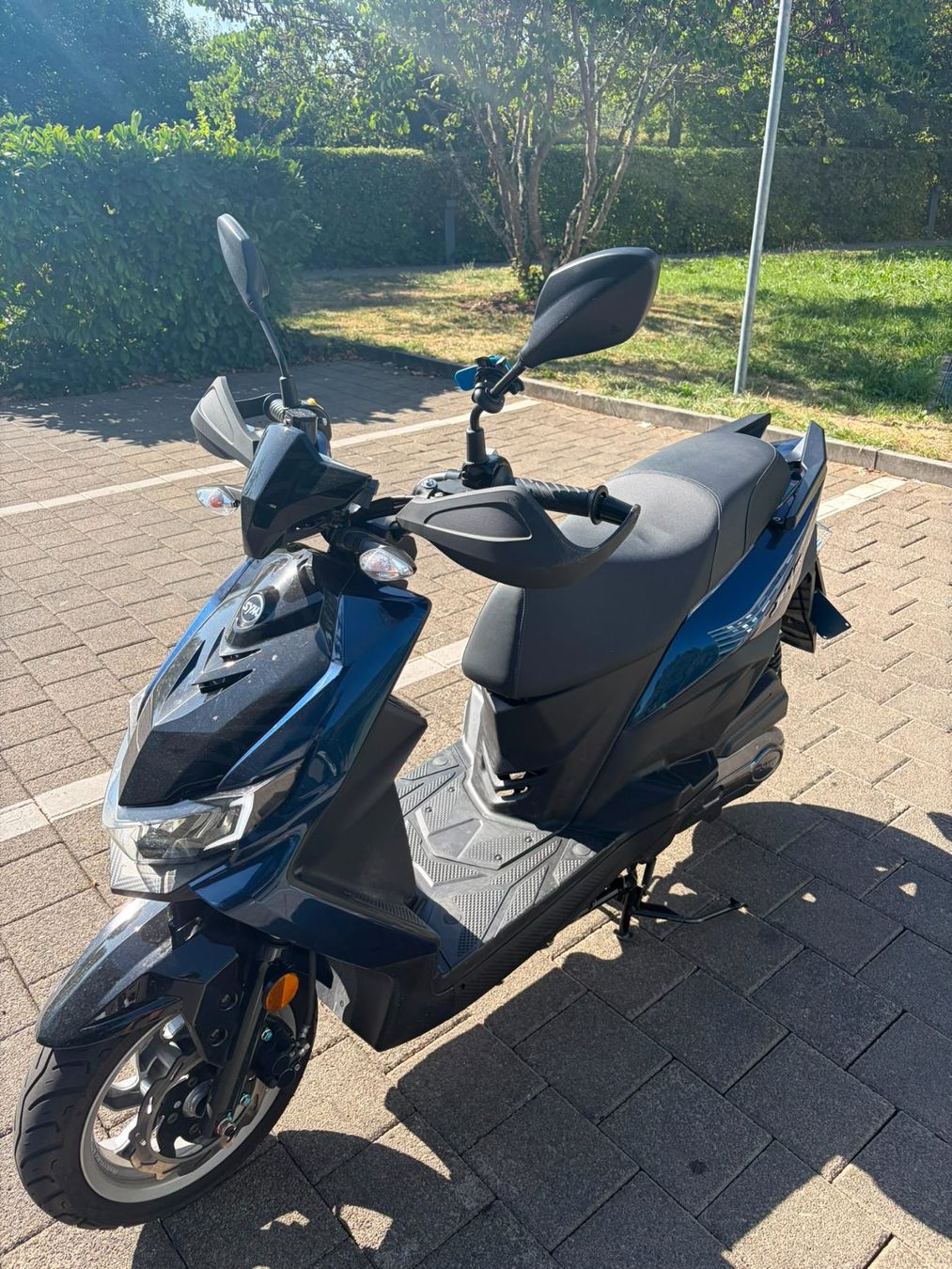 Sym Scooters: Vends scooter SYM JET RX 50 – D'occasion à Cologny par phi_6dvp