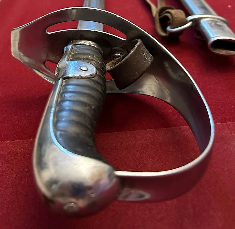 Armi bianche: Kavalleriesäbel Schweiz M1896 – Usato da Walchwil venduto da Holger2 3