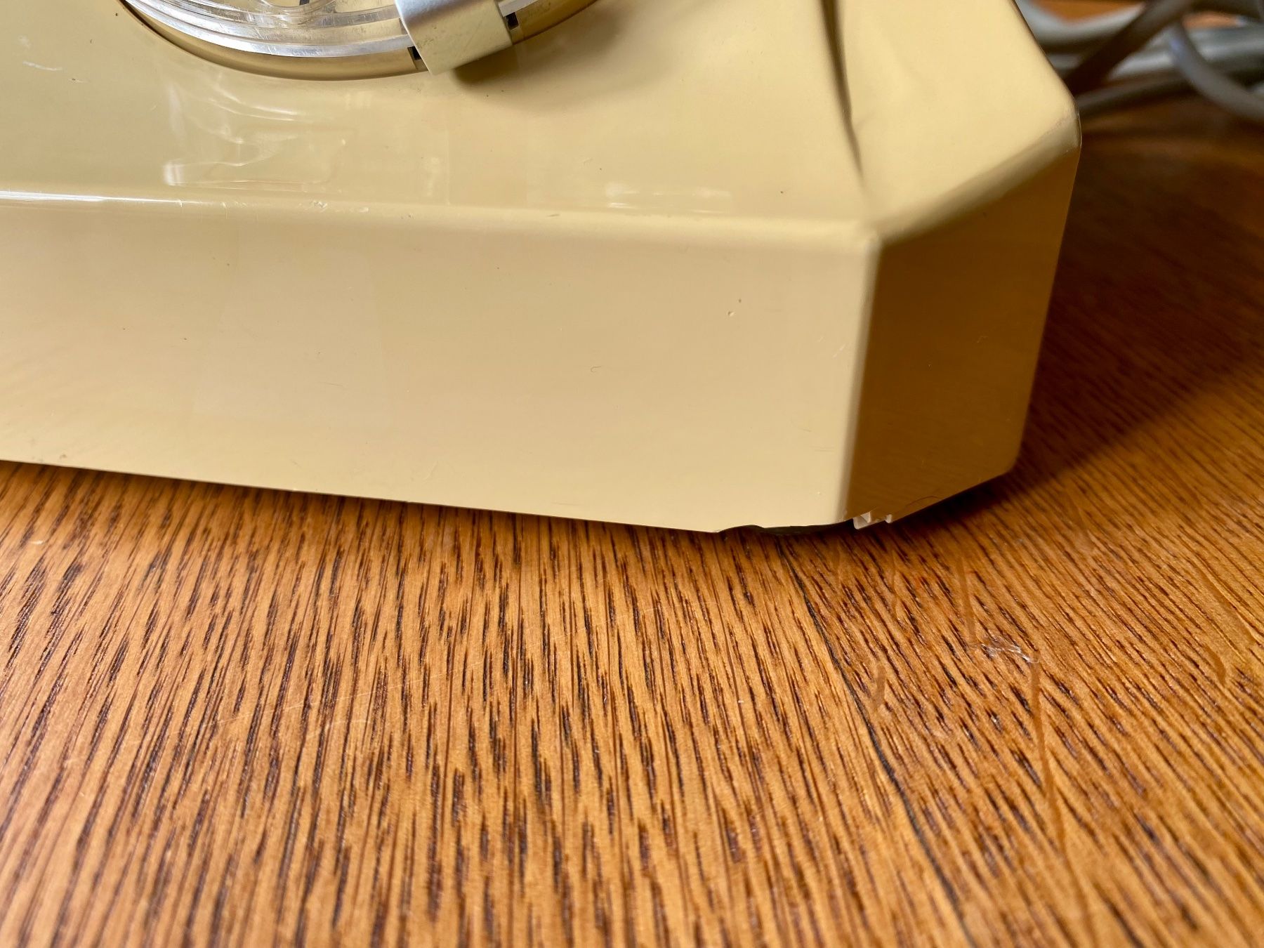 Tutte le decorazioni: Telefon mit Wählscheibe elfenbeinfarbig – Usato da Muri b. Bern venduto da Chrigubern 2