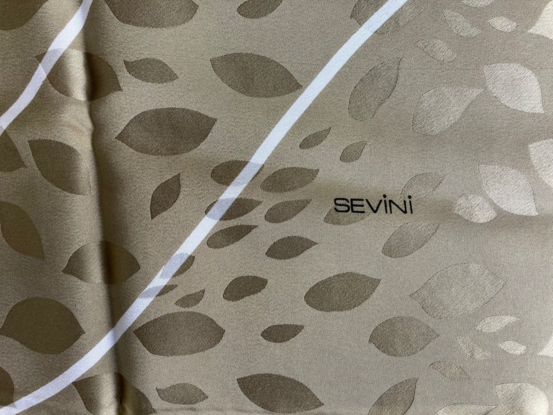 Foulards, Tücher & Schals: Seidenfoulard – Gebraucht aus Winterthur von Barunggeli 1