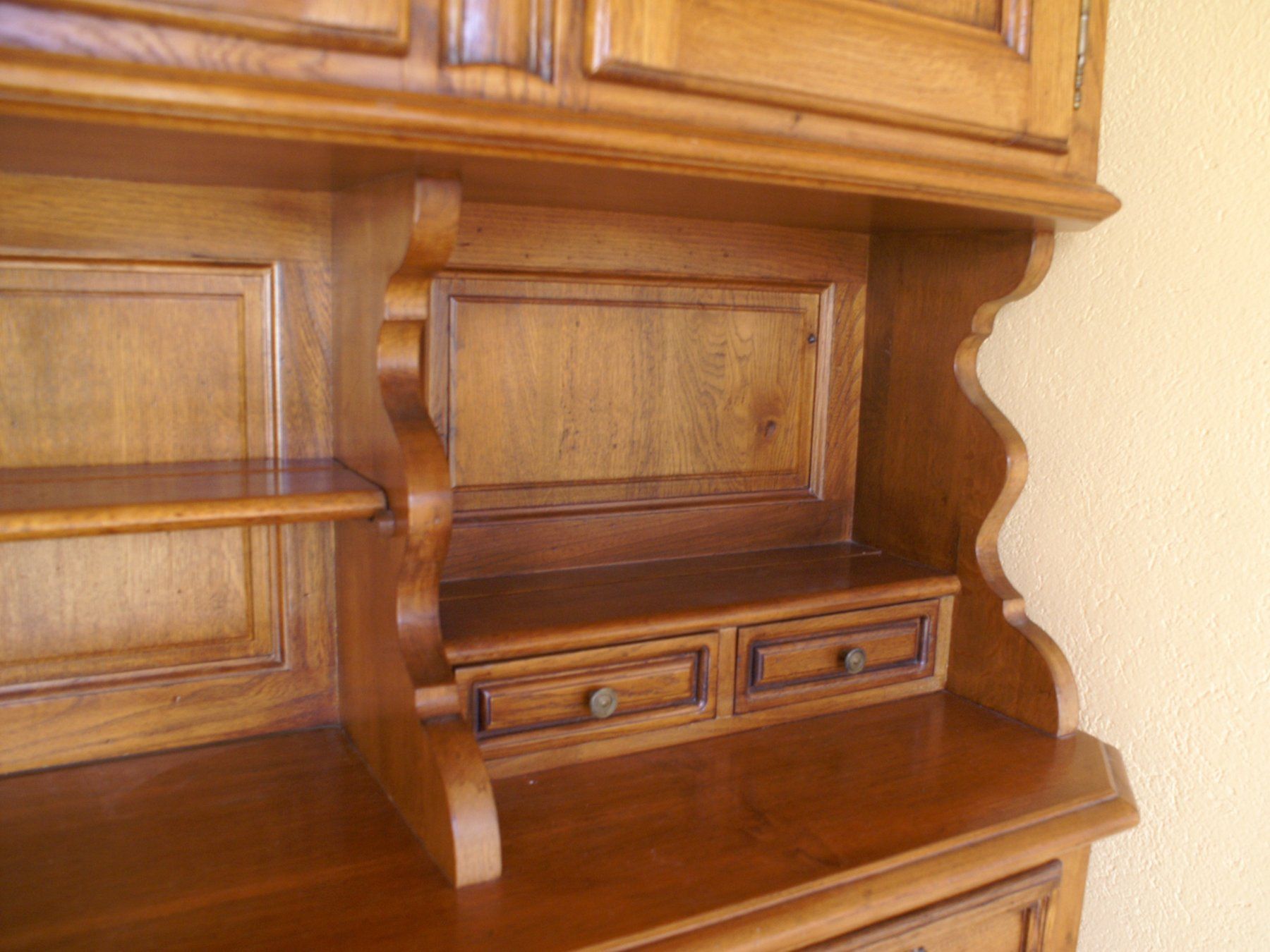 Credenze: Vaisselier en bois – Usato da Gorgier venduto da S_Riond 5