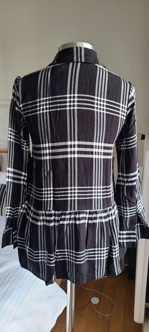 Hallhuber Camicette: Bluse von Hallhuber, Gr. 34 – Usato da Basel venduto da Luzora 2