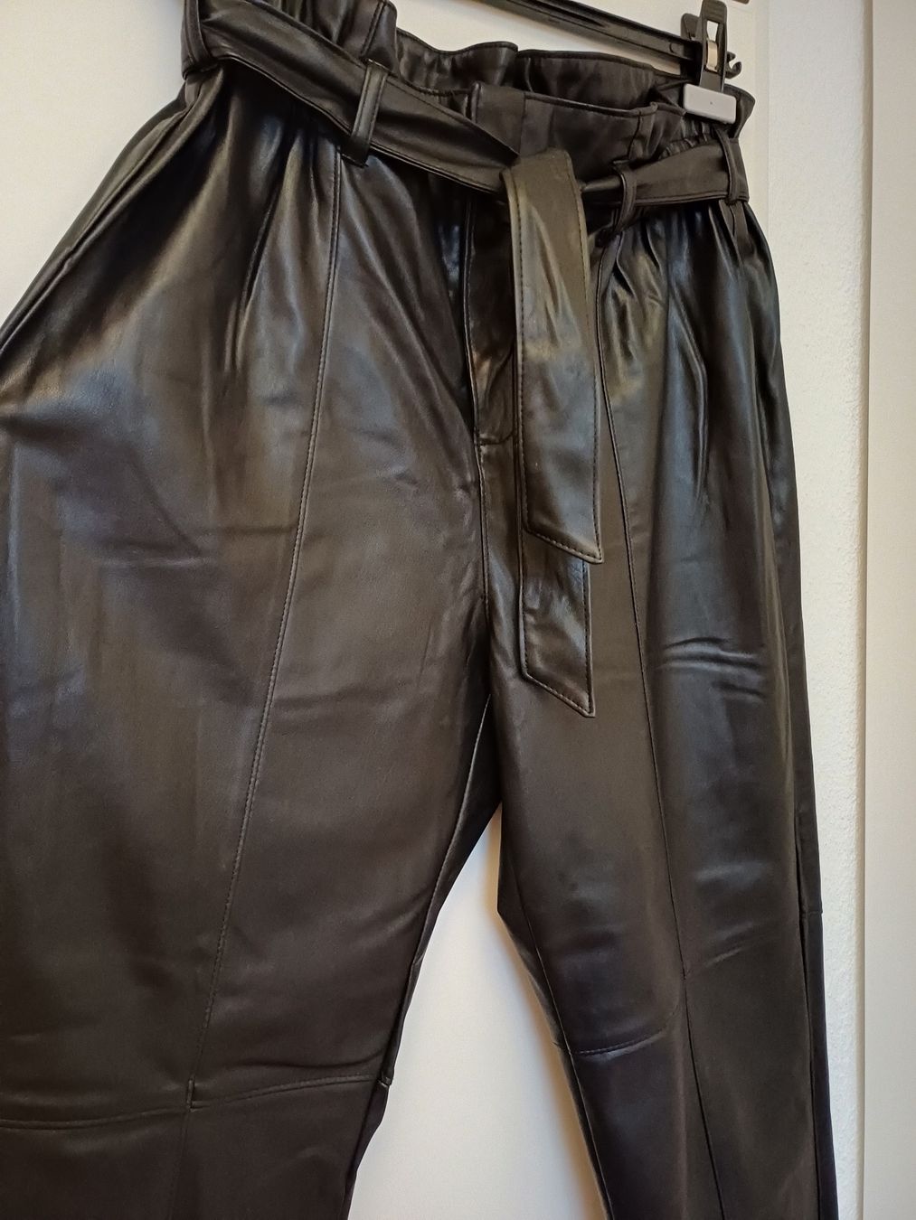 Mango Pantaloni: Hose - Marke: Mango - Grösse : L – Usato da Würenlos venduto da Abracadabra26 4