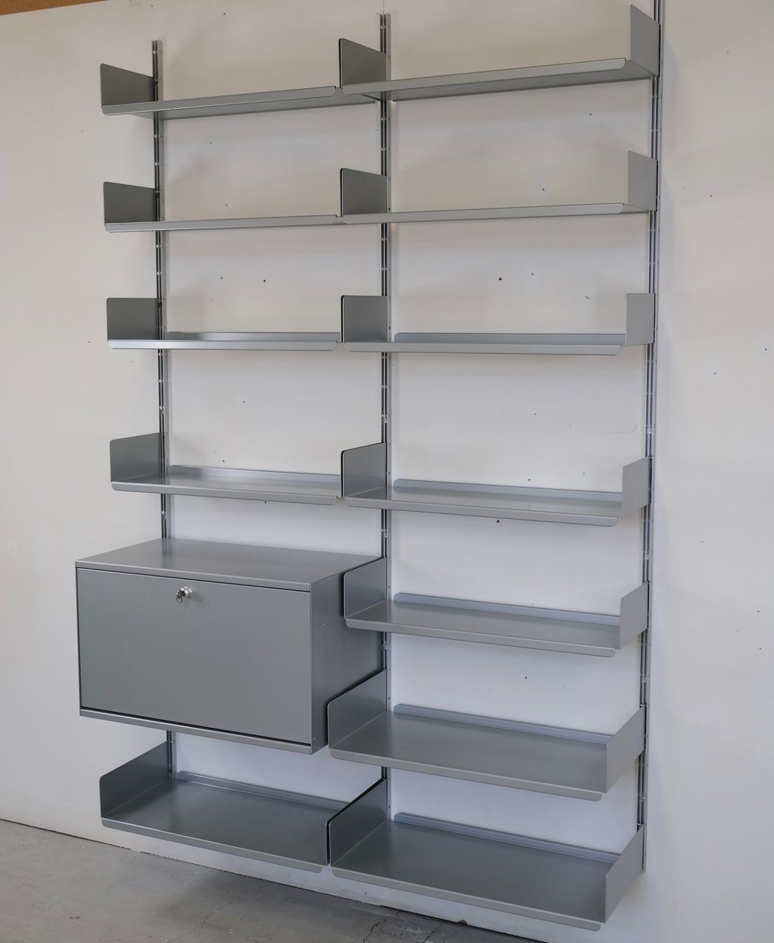 Vitsoe Étagères: Dieter Rams 606 Regalsystem VITSOE – D'occasion à Bern par Zmodern_CON 5