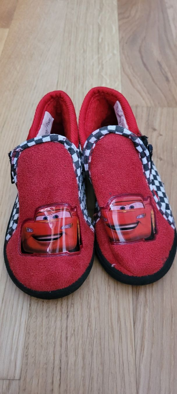 Scarpe per ragazzi: Pantoufle bébé Cars taille 21 – Usato da Gland venduto da Mezo81010