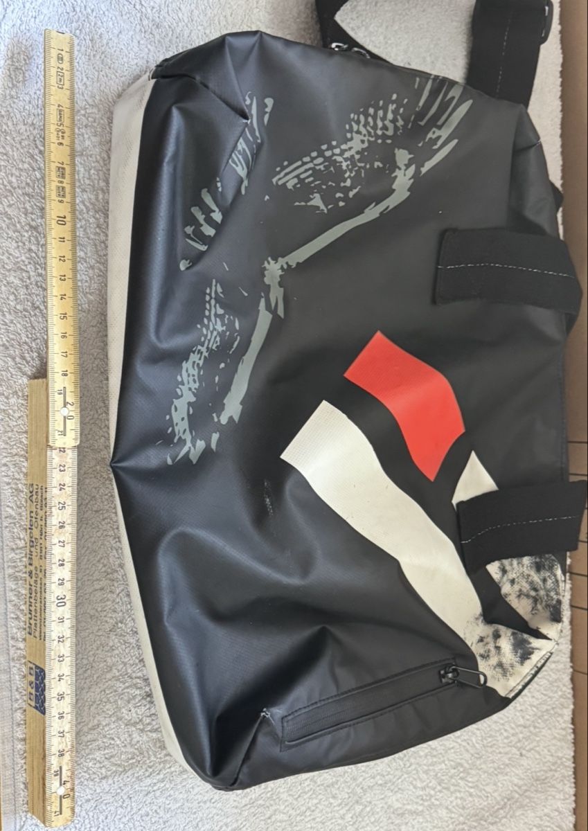 Sacs: Stylische robuste Tasche! – D'occasion à Trimbach par hubled 3