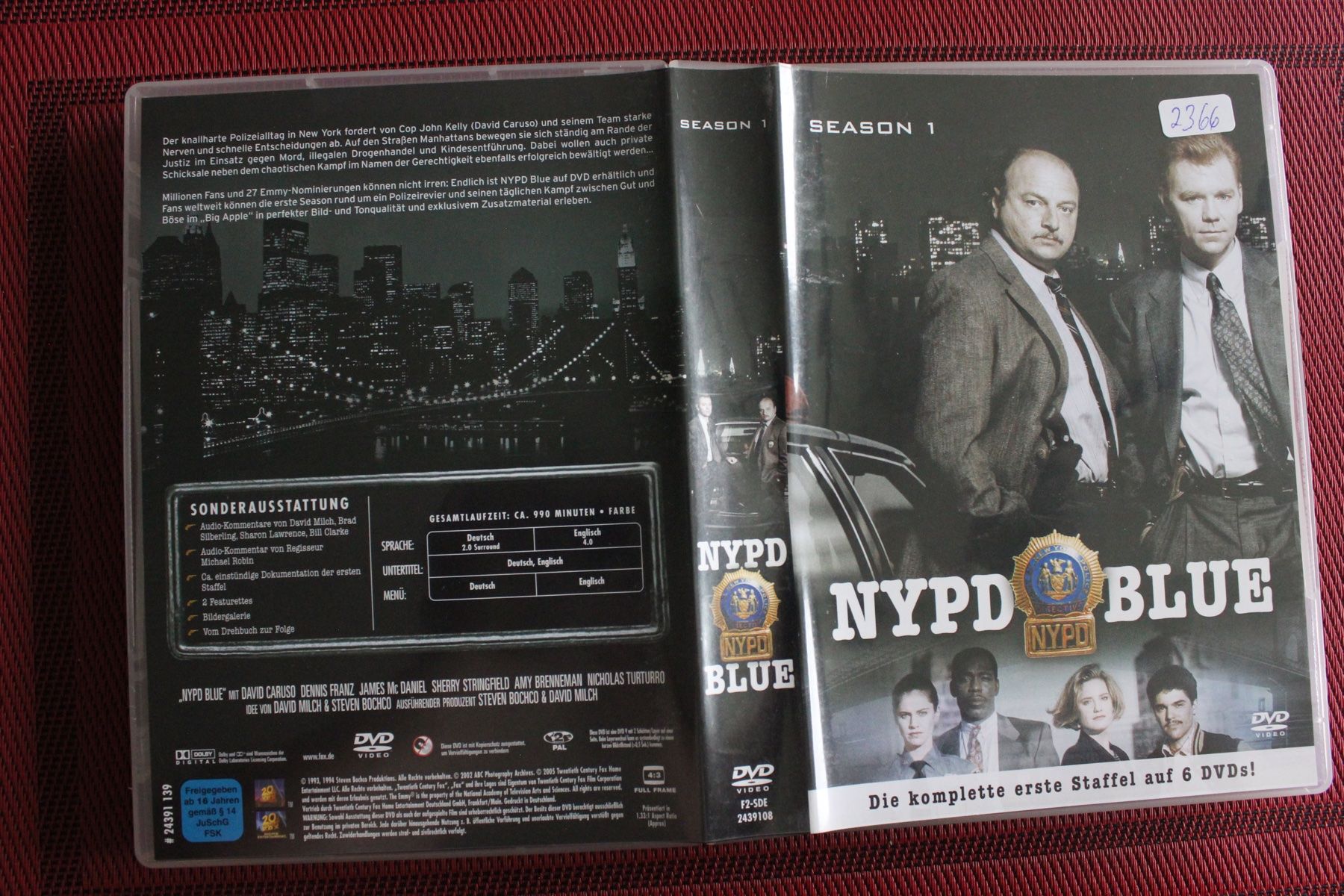 Alle DVDs: NYPD Blue Season 1 (2366) – Gebraucht aus Geroldswil von Schlumpfine1973