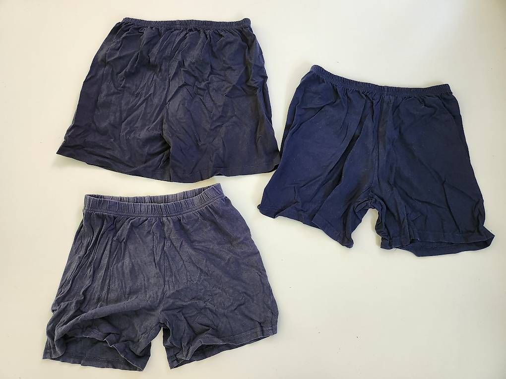 Hosen: Kurze Stoffhosen / Shorts – Gebraucht aus Zürich von Rose_Marie