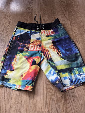 Coole Billabong Badeshorts für Jungs Grösse 10 Jahre
