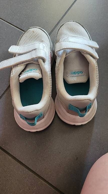 Adidas Scarpe per ragazzi: Adidas Turnschuhe Grösse 26 – Usato da Bulle venduto da amj_yt62 1