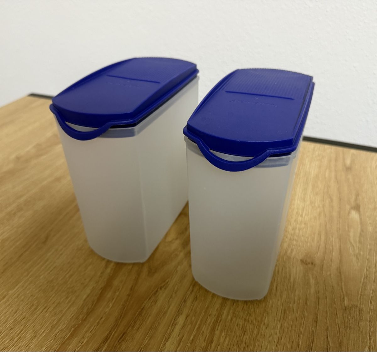 Tupperware Recipients et similaires: Tupperware 2x 1.6 Liter – D'occasion à Inwil par TheSwissEagle