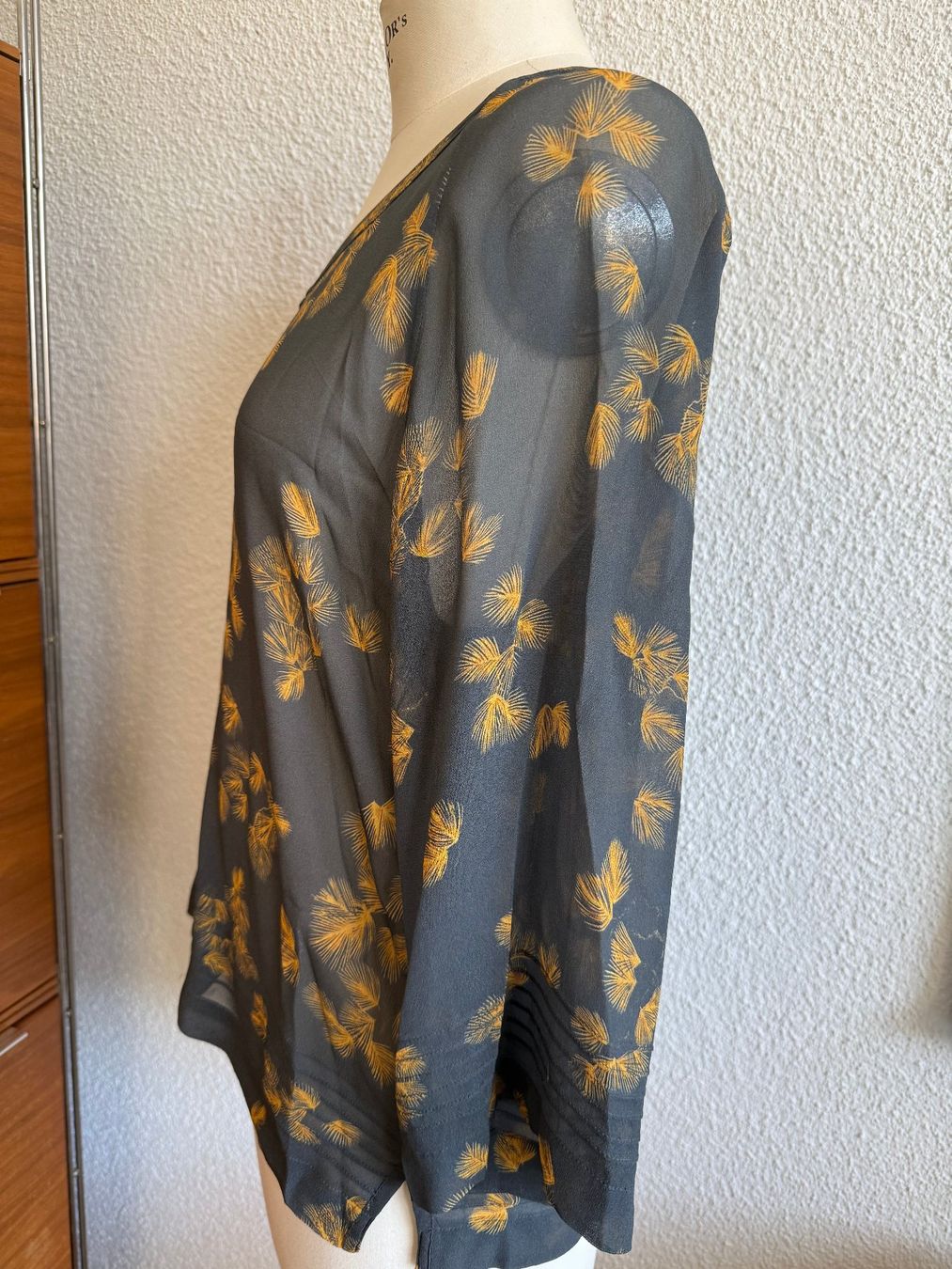 Nile Blusen: Nile Bluse Gr. XS Viskose – Neu (gemäss Beschreibung) aus Kirchdorf AG von coco123 2