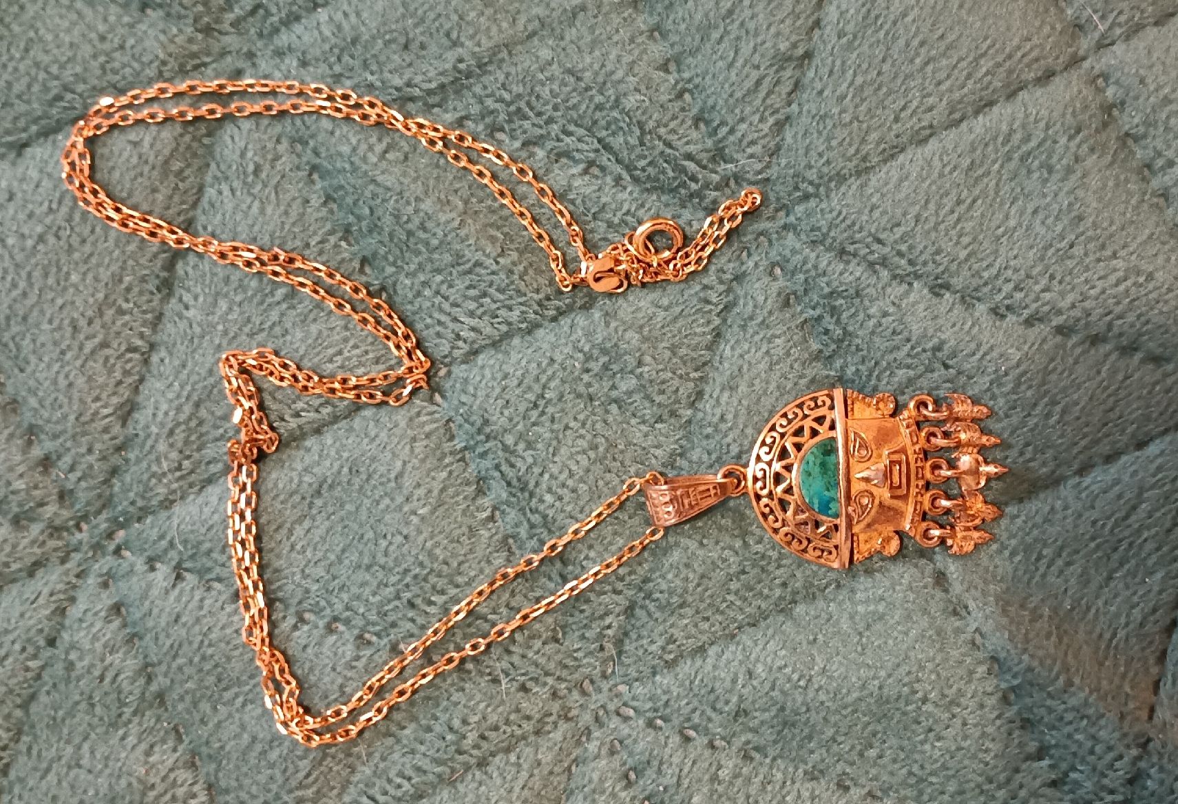 Catenine: Collier artisanat Inca malachite chaîne 60cm plaqué or – Nuovo (secondo la descrizione) da Môtiers NE venduto da ldu_6htd 1