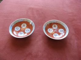 2 kleine Schalen aus Hongkong