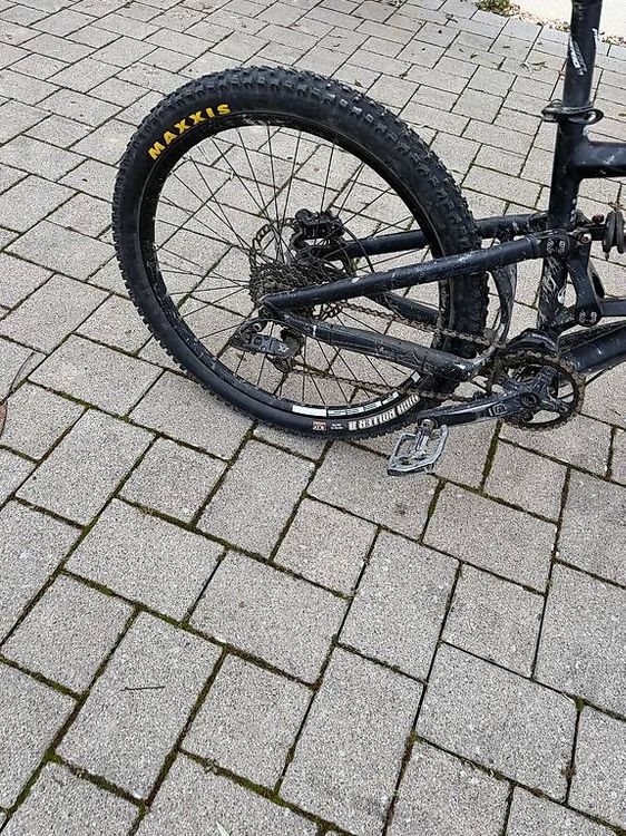 Merida Downhill Grösse M (Gebraucht) in Lottstetten für CHF 950 – nur ...