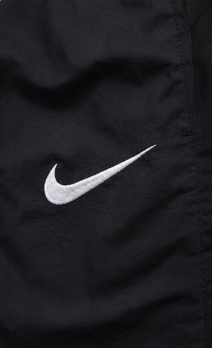 Nike Pantaloni: Training Nike dri-fit vintage noir – Usato da Assens venduto da SireM 1