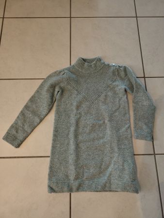 Rollkragen-Strickkleid 128