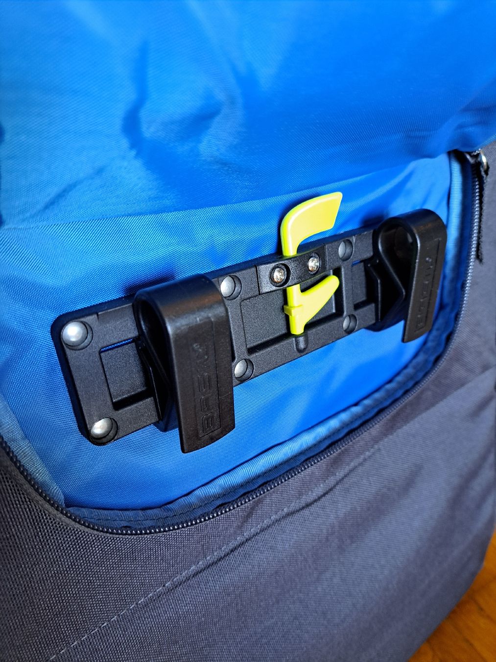 Borse: Velotsche Laptoptasche Seitentasche Saccoche – Usato da Niederbipp venduto da filou0711 8