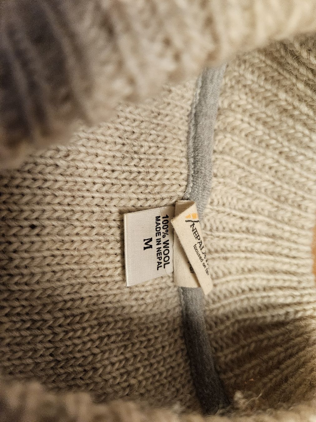 Pullover & Sweatshirts: Wollpullover 100% Wolle schwarz-weiss Grösse M – Gebraucht aus Wattwil von Fair2nd 2