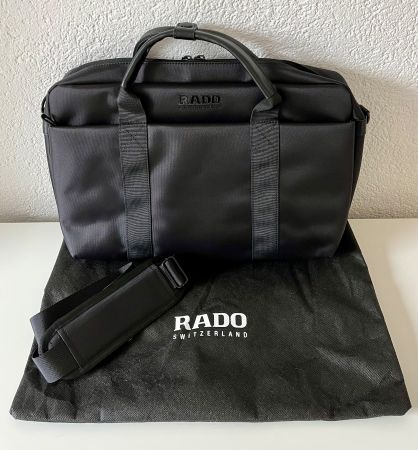 👍 Rare sacoche à bandoulière Rado neuve avec pochon 👍