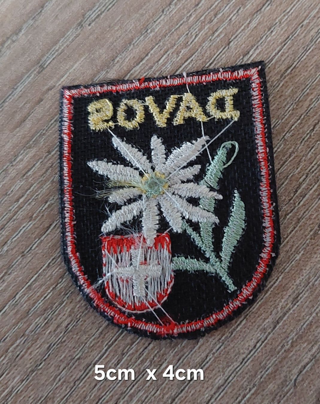 Placchette & Badge: Badge , Patch, Aufnäher DAVOS , Edelweiss , schwarz(26) – Nuovo (secondo la descrizione) da Schwarzenbach SG venduto da Rigus 1