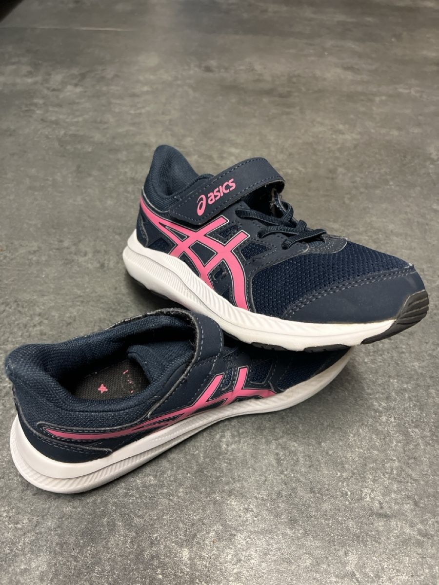 Asics Scarpe per ragazzi: Asics Kinder Laufschuhe Gr. 33 – Usato da Aarau venduto da SCH_EV 2