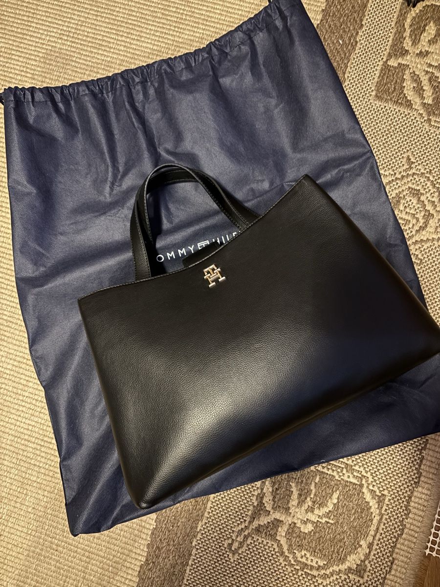 Tommy Hilfiger Borse da donna: Sac cabas Tommy Hilfiger – Usato da Bulle venduto da lcaroni