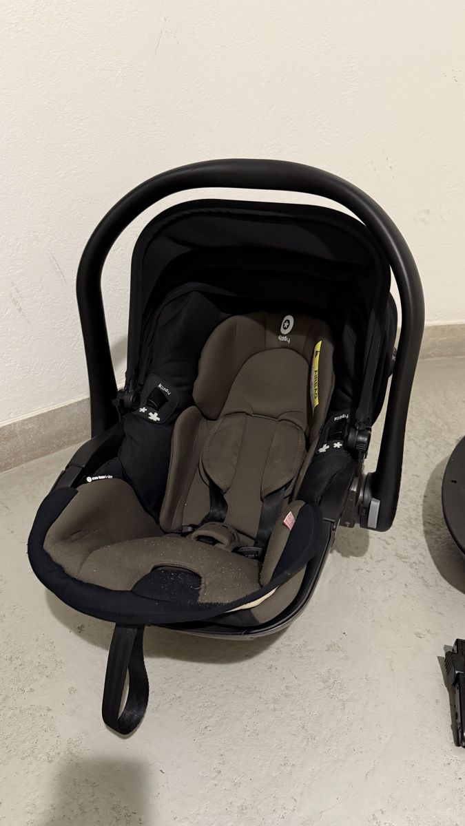 Kiddy Seggiolini per auto: Kiddy Babyschale Evolution Pro - Sicher unterwegs! – Usato da Zürich venduto da jay_kay5 3