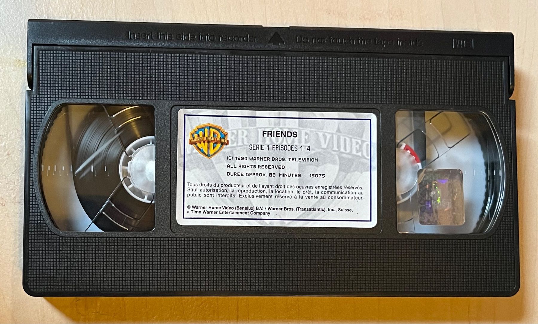 Tutti i VHS: FRIENDS - saison 1 épisode 1-4 – Usato da Dombresson venduto da joe_7p65 2