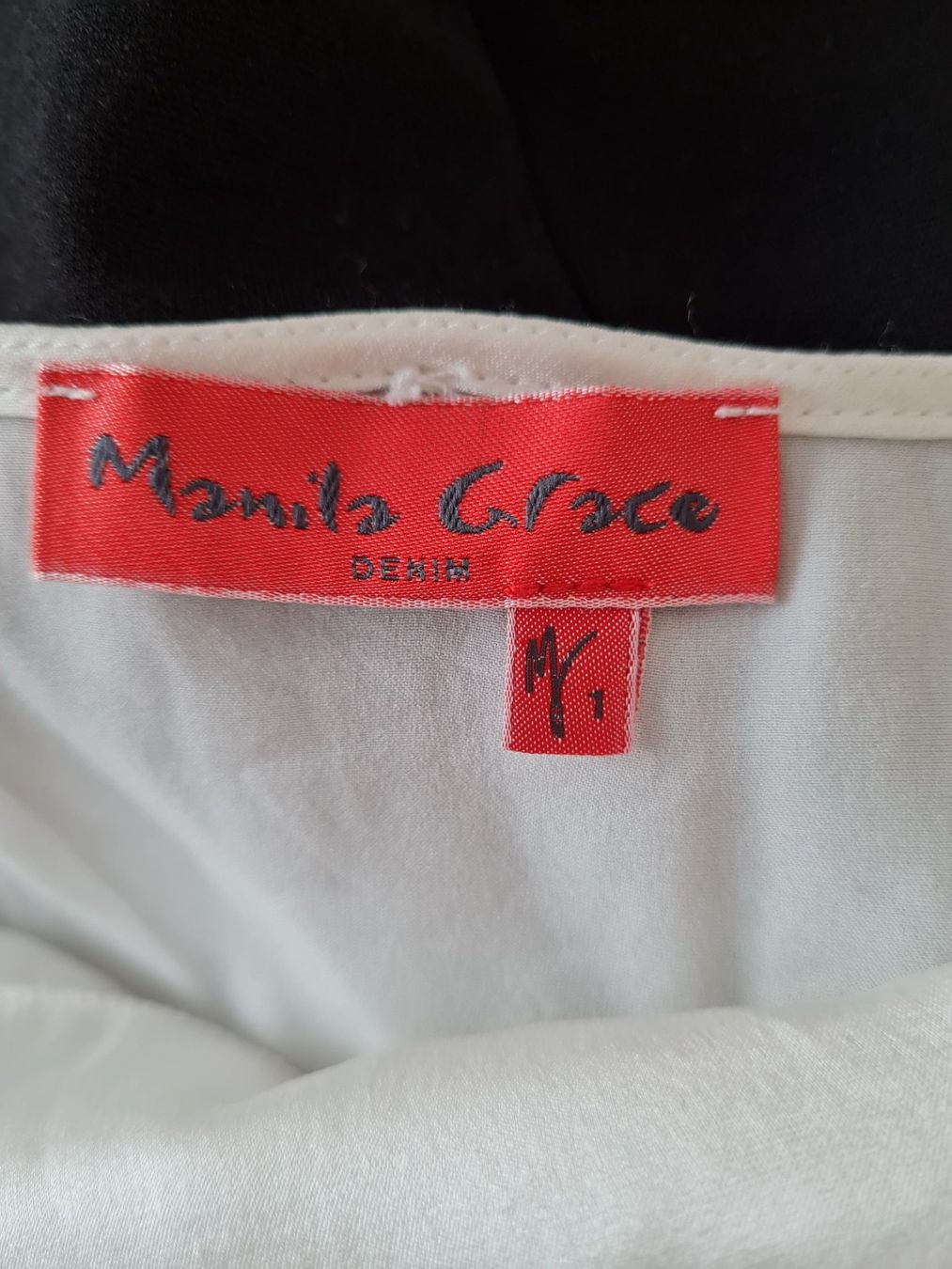 Manila Grace Tops: Top Manila Grace taille 1 pour un 36 – Gebraucht aus Payerne von wardi11 3