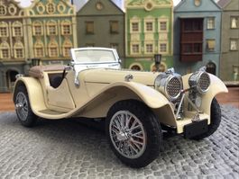 Sammlerstück: Jaguar SS 100, Baujahr 1937, 1:25