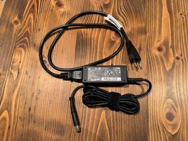HP Netzteil 19,5V 2,31A 45W HSTNN-CA40 schwarz guter Zustand