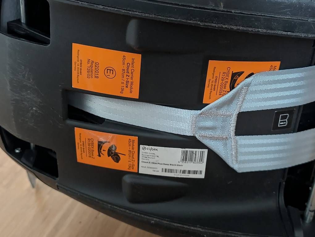 Seggiolini per auto: Cybex Cloud Z i-Size incl. Base Z Station – Usato da Zürich venduto da esajussila2 3