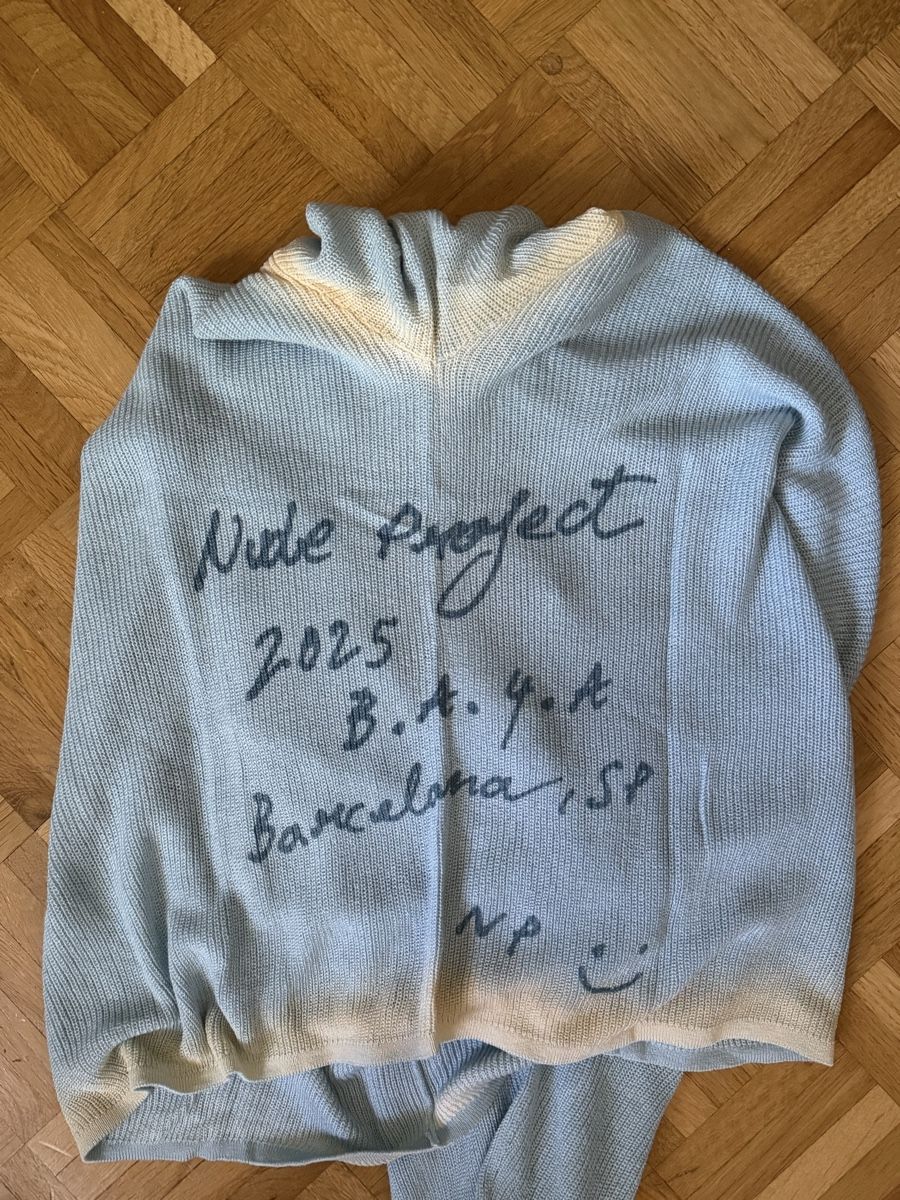 T-shirts: Longsleeve Nude Project M – D'occasion à Balerna par kil_gx6d 2